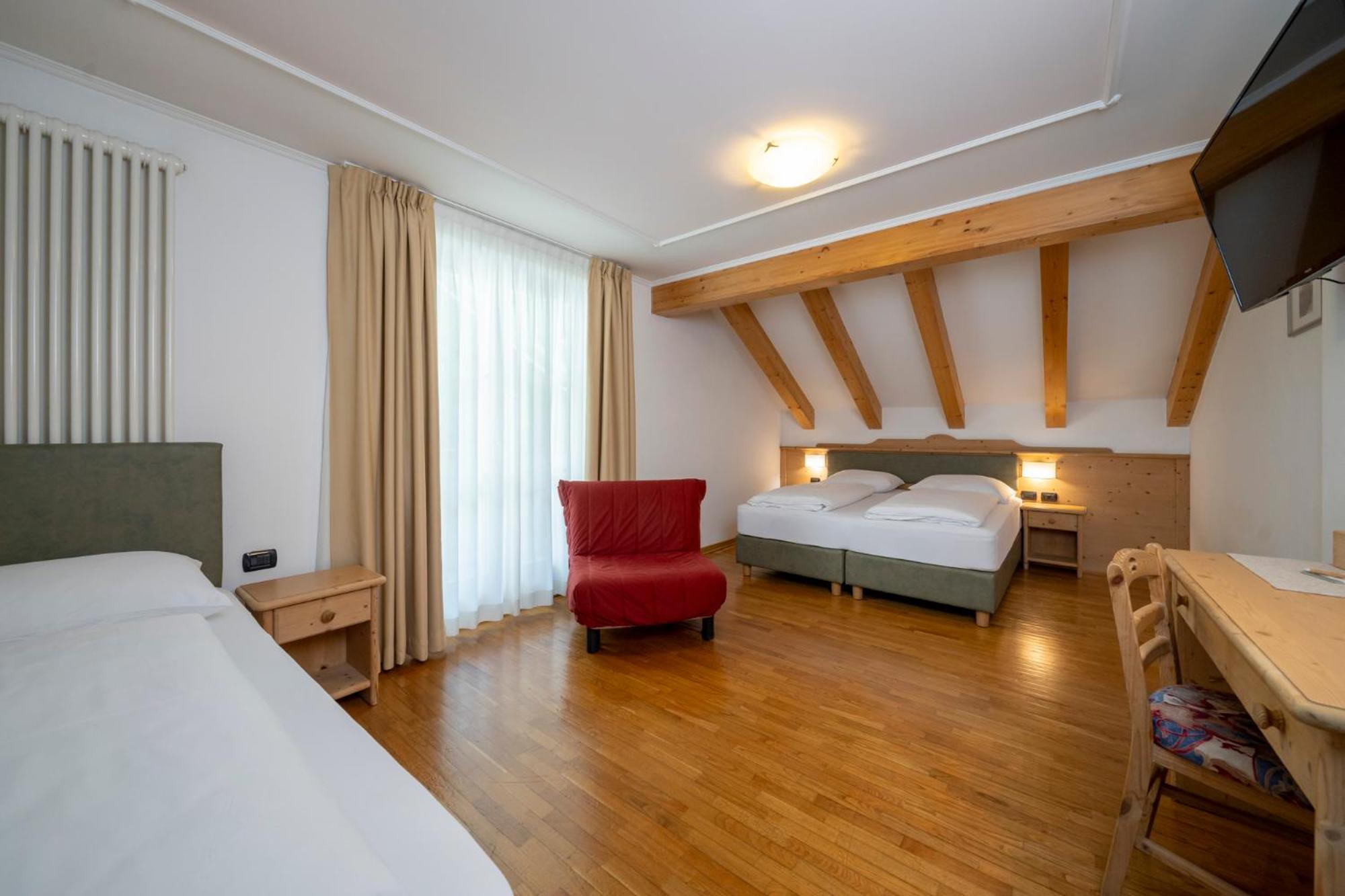 Hotel Erica Tesero Εξωτερικό φωτογραφία